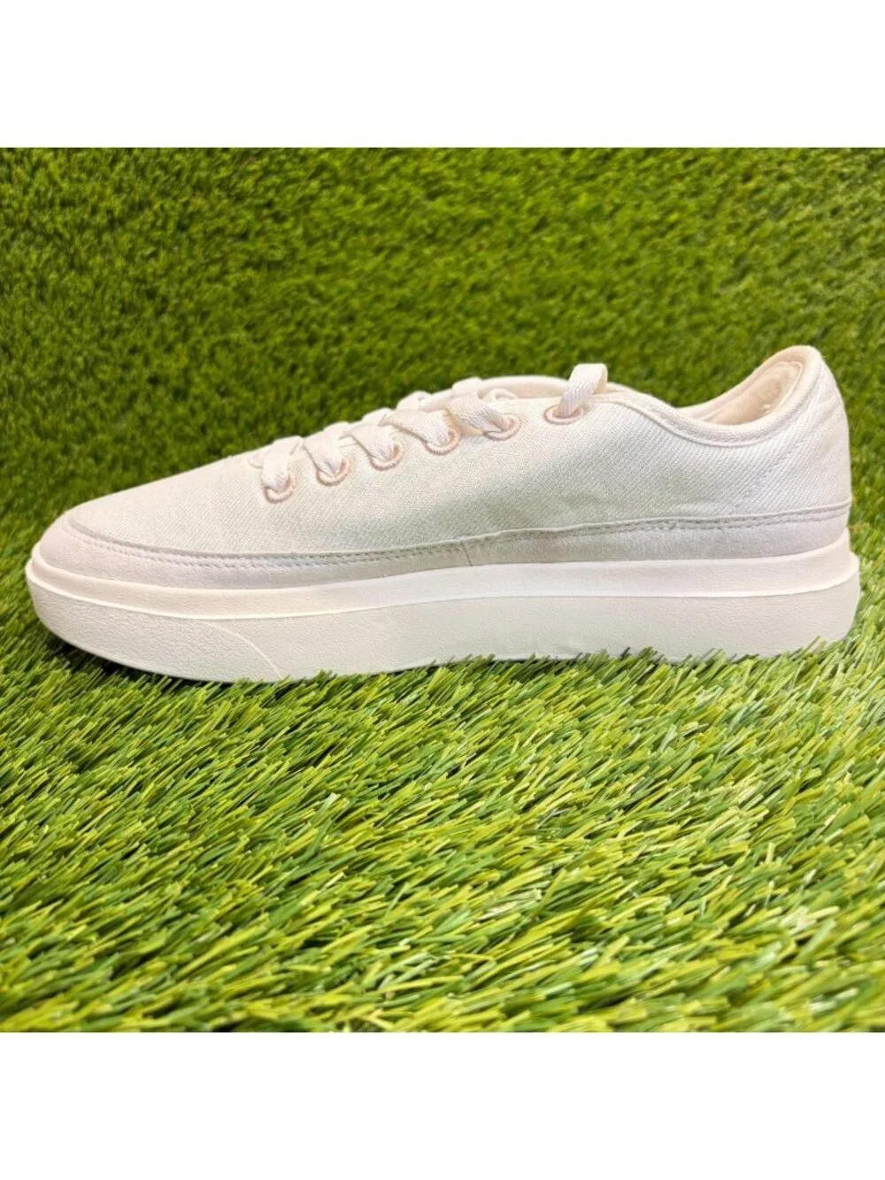 Allbirds Wool Piper 2 Womens Size 9 White Athletic Running Shoes Sneakers